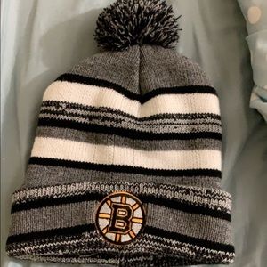 Boston bruins beanie